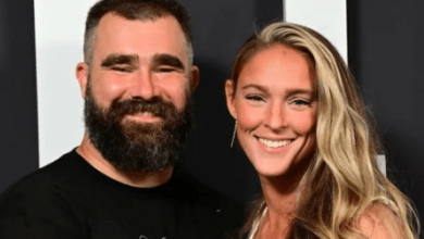 The Jason Kelce Conundrum: A Family Affair Split Between Eagles and Chiefs Fandom”