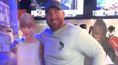 Teacher, Football Enthusiast, and Swiftie: The Unique Fandom Journey of Tim Arnold in the Midst of Taylor Swift’s NFL Presence”