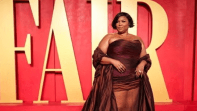“Lizzo Announces Departure from Entertainment Industry Amid Online Criticism”