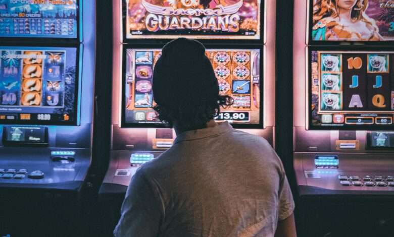 How online casinos operate and what players should know How online casinos operate and what players should know